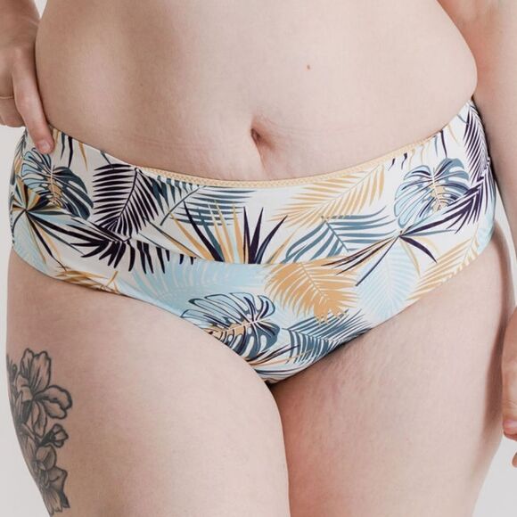 NWT 2XL - Midrise Full Coverage Briefs Bikini Swim Bottom in Palm Print - Picture 1 of 15